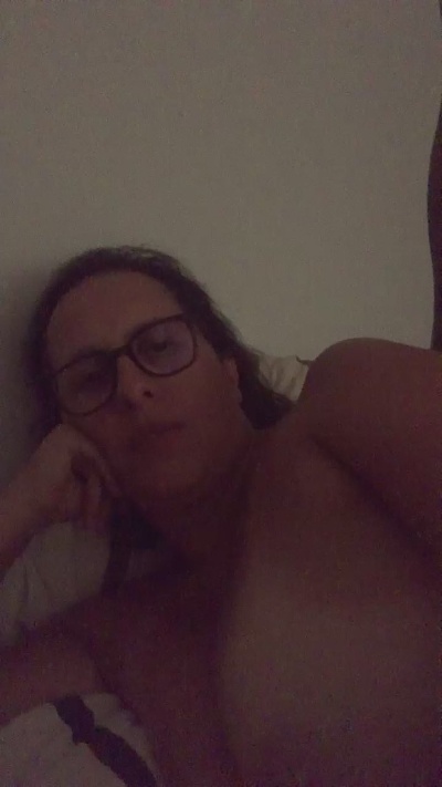 hotbrunettemass live cam on Cam4