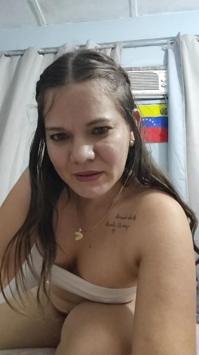 hotcataleya55 live cam on Cam4