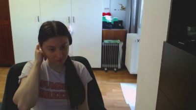 hotcrissxxx live cam on Cam4