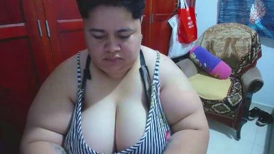 hotlesby4uxxx live cam on Cam4
