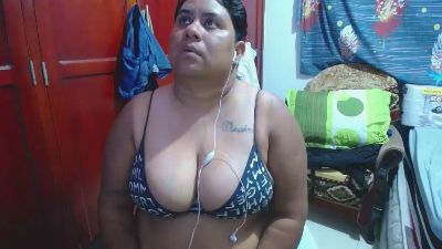 hotlesby4uxxx live cam on Cam4
