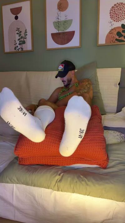 hotman90xl live cam on Cam4