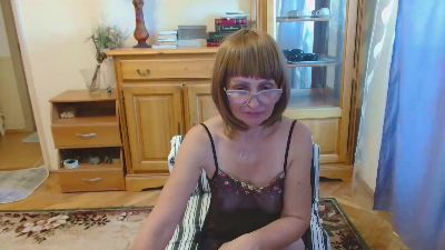 hotmaria73 live cam on Cam4
