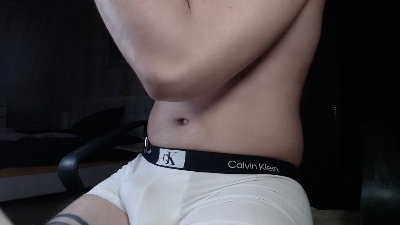 hotstudnextdoor live cam on Cam4