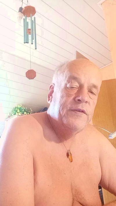 hotte1965hot live cam on Cam4