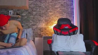 hotter_boys777 live cam on Cam4