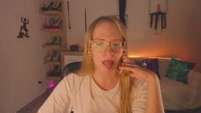 hottieNancy live cam on Cam4