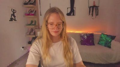 hottieNancy live cam on Cam4