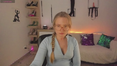 hottieNancy live cam on Cam4