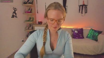 hottieNancy live cam on Cam4