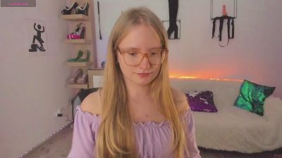 hottieNancy live cam on Cam4