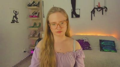 hottieNancy live cam on Cam4