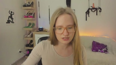 hottieNancy live cam on Cam4