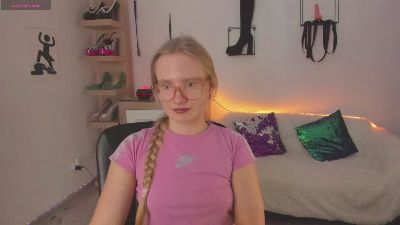 hottieNancy live cam on Cam4