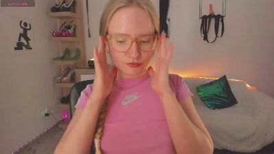 hottieNancy live cam on Cam4