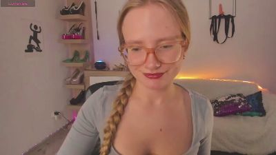 hottieNancy live cam on Cam4