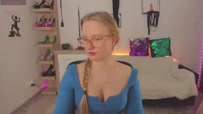 hottieNancy live cam on Cam4