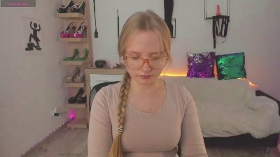 hottieNancy live cam on Cam4
