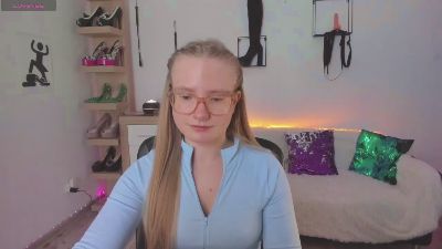 hottieNancy live cam on Cam4