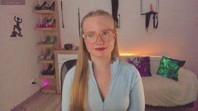hottieNancy live cam on Cam4