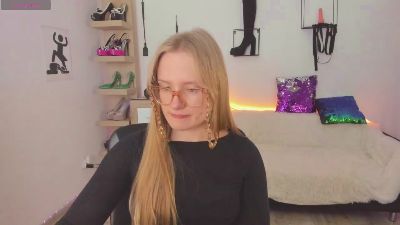 hottieNancy live cam on Cam4