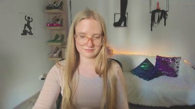 hottieNancy live cam on Cam4