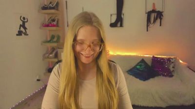 hottieNancy live cam on Cam4