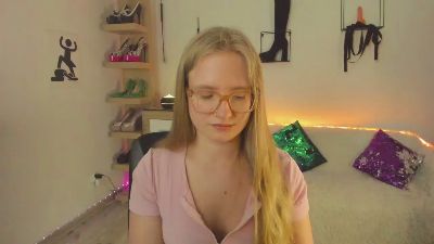 hottieNancy live cam on Cam4