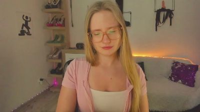 hottieNancy live cam on Cam4