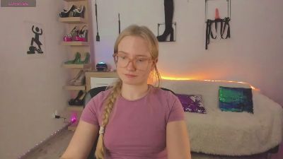 hottieNancy live cam on Cam4