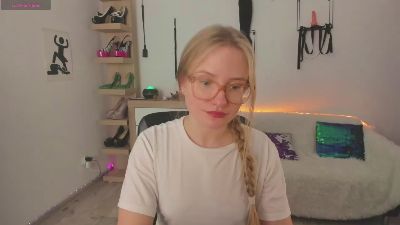 hottieNancy live cam on Cam4