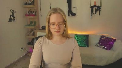 hottieNancy live cam on Cam4