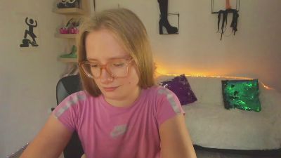 hottieNancy live cam on Cam4