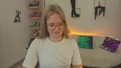 hottieNancy live cam on Cam4