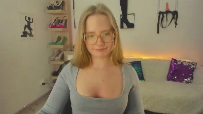 hottieNancy live cam on Cam4