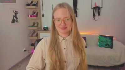 hottieNancy live cam on Cam4