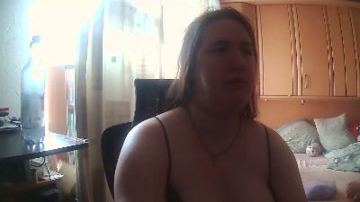 hotwife2026 live cam on Cam4