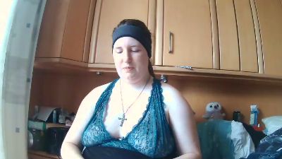 hotwife2026 live cam on Cam4