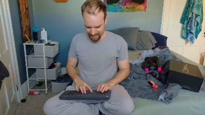 hpluvscash live cam on Cam4