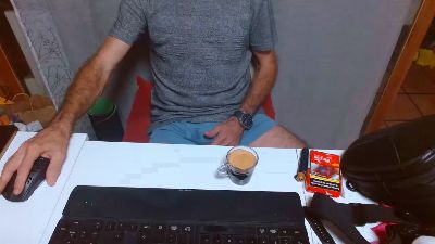 hucho40 live cam on Cam4