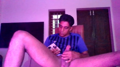 hugeco_sexy live cam on Cam4
