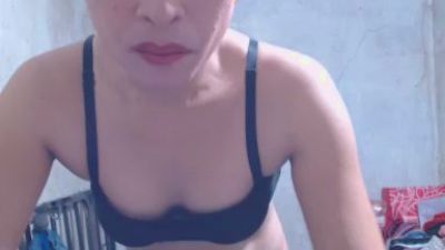 hugecockpretty live cam on Cam4