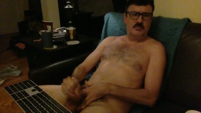hugeloadsf live cam on Cam4