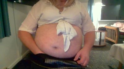 hugemaleboob live cam on Cam4