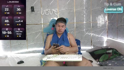 hugepinoy25 live cam on Cam4