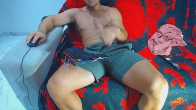 hugo_19cm live cam on Cam4