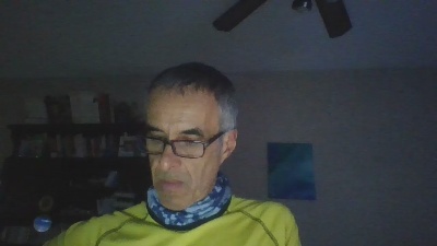 hugobaires69 live cam on Cam4