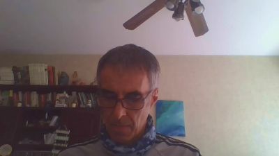 hugobaires69 live cam on Cam4