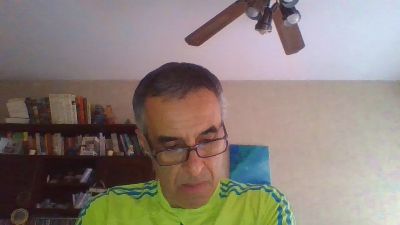 hugobaires69 live cam on Cam4