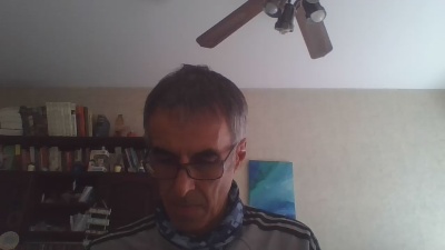 hugobaires69 live cam on Cam4